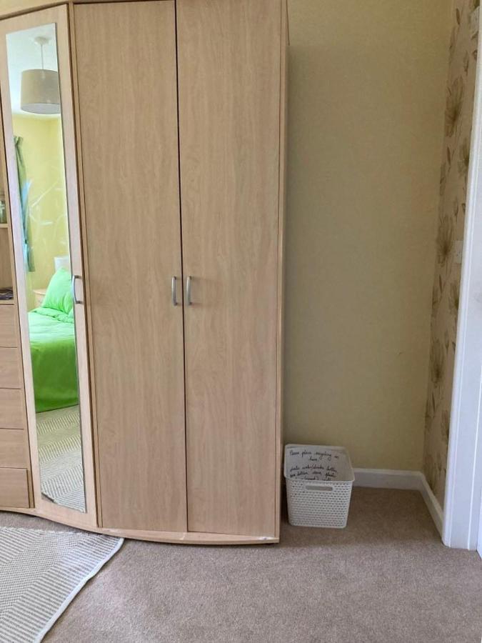 Rowan Close Whitchurch  エクステリア 写真